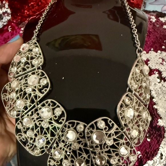 Silver necklace with white crystal rhinestones - Picture 4 of 4